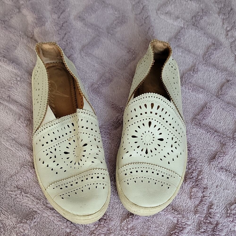 Off White Cream Slip-Ons Open Work Flats Size 7